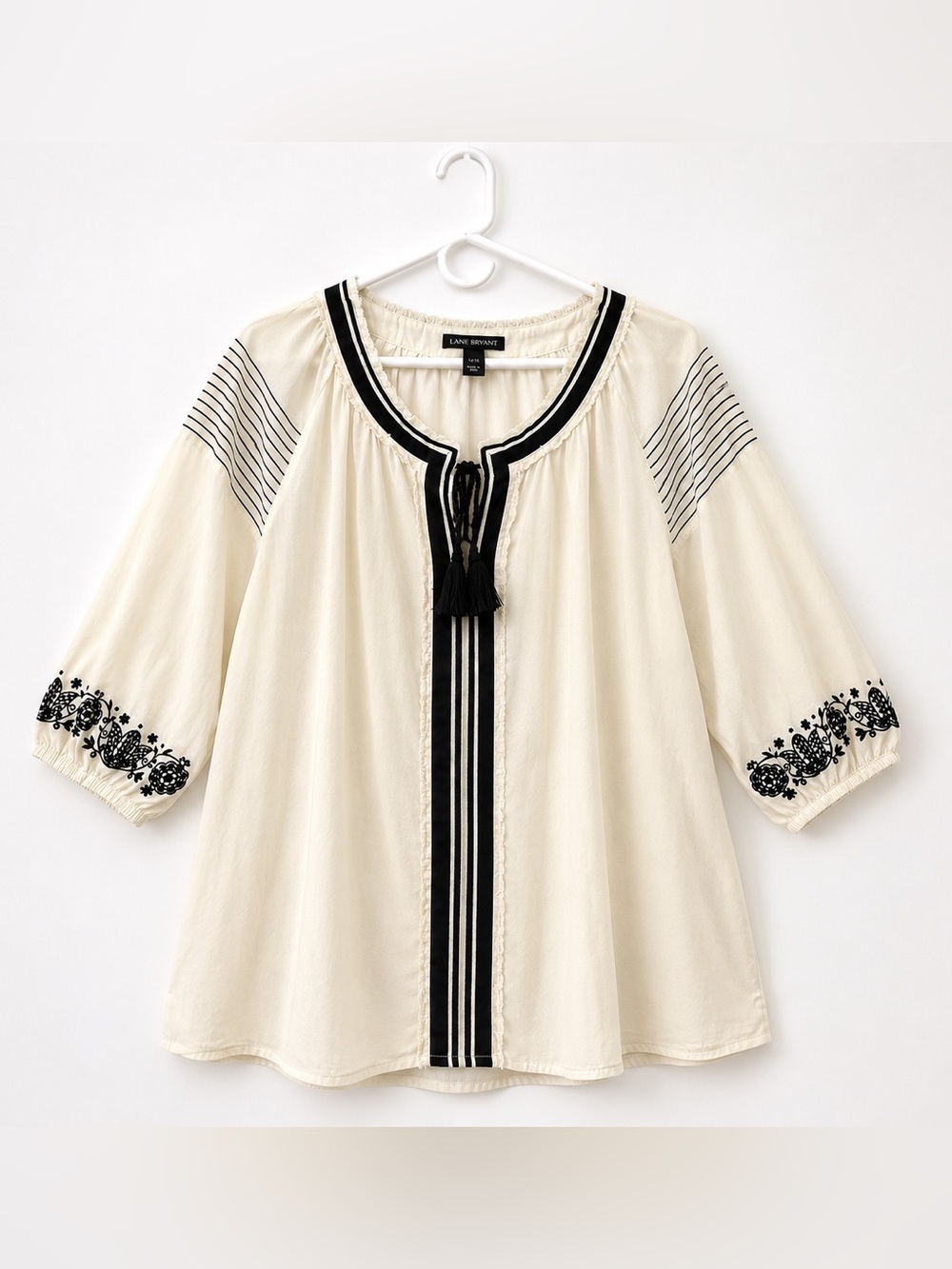 Lane Bryant Ivory & Black Embroidered Peasant Tunic Top Size 14/16